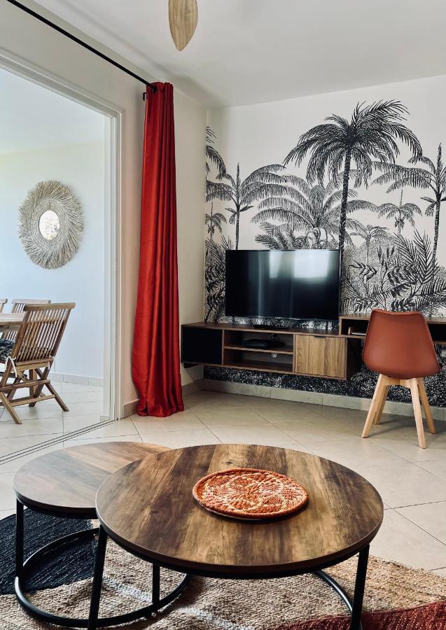 Apartamento Cosy Letchis Saint Pierre Exterior foto